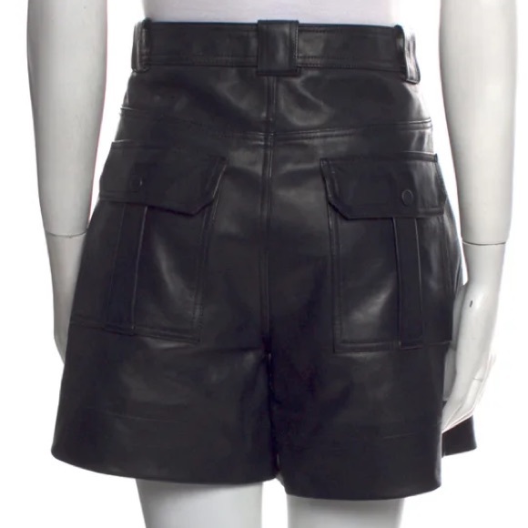 GANNI
Lamb Leather Mini Shorts Size 8 - Picture 12 of 12
